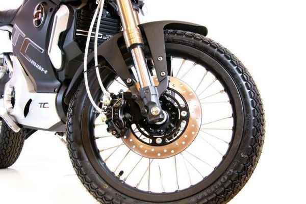 Электромотоцикл Super Soco TC Max (Спицованные диски) черно-красный