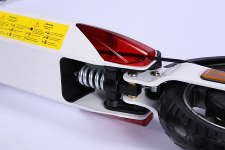 Электросамокат E-TWOW Booster SE белый