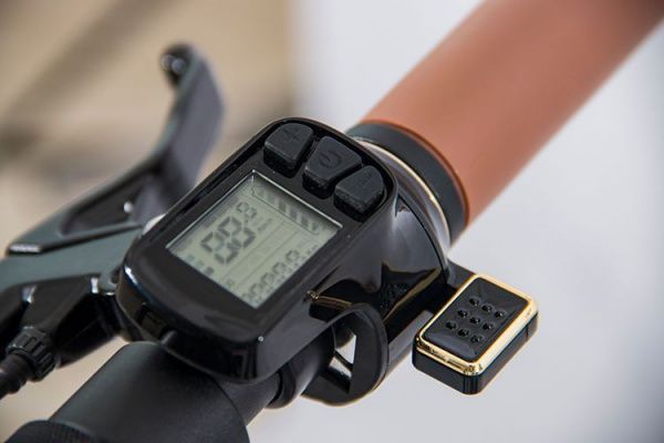 Электросамокаты  Электросамокат KUGOO ES3 зеленый  + Гидроизоляция