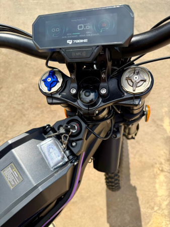 Электромотоцикл эндуро 79bike Falcon Pro пурпурный